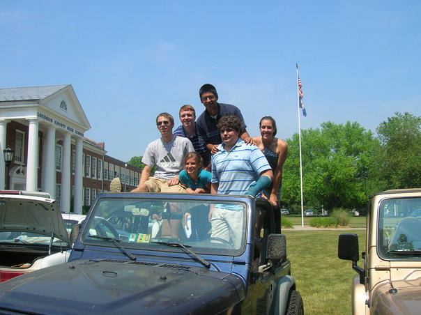 190243_1002637837342_5291_n